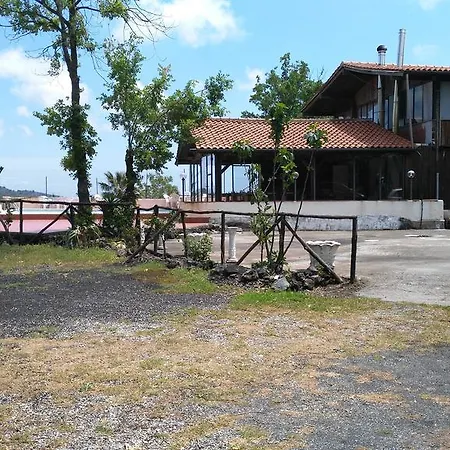 Bed & Breakfast Pietra Nera Piedimonte Etneo